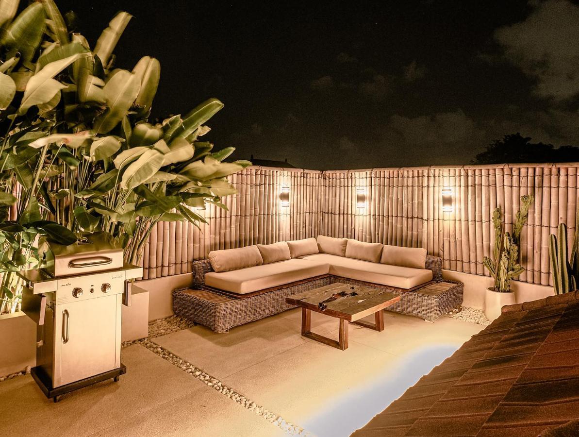 Sunset Palms Beach Villa Jimbaran  Bagian luar foto